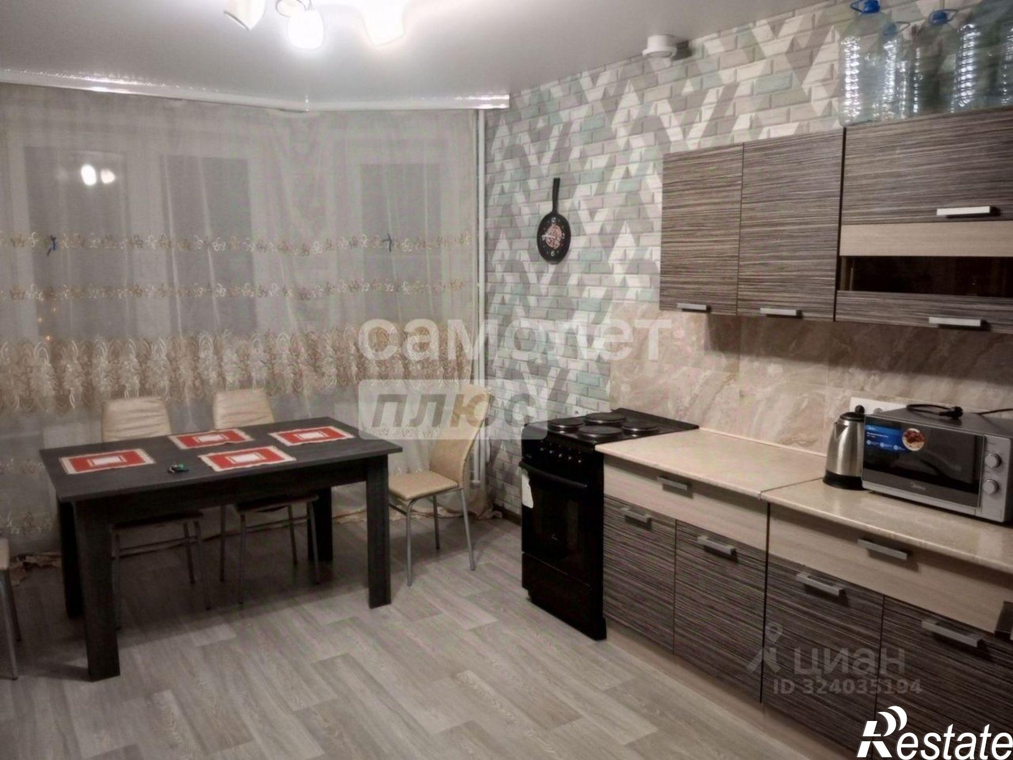 Сдать квартиру за 28 000 рублей на улица Свиридова, 20 к3