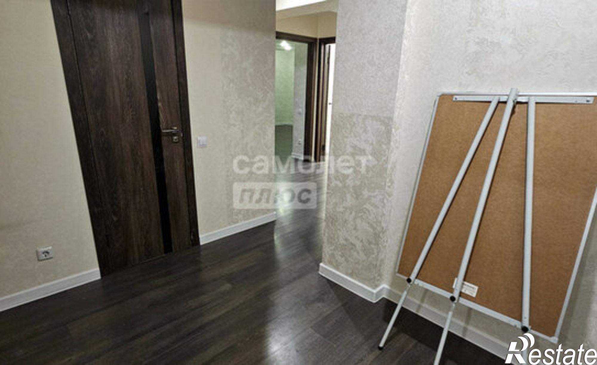 Купить квартиру за 5 900 000 рублей на улица Хренникова, 6