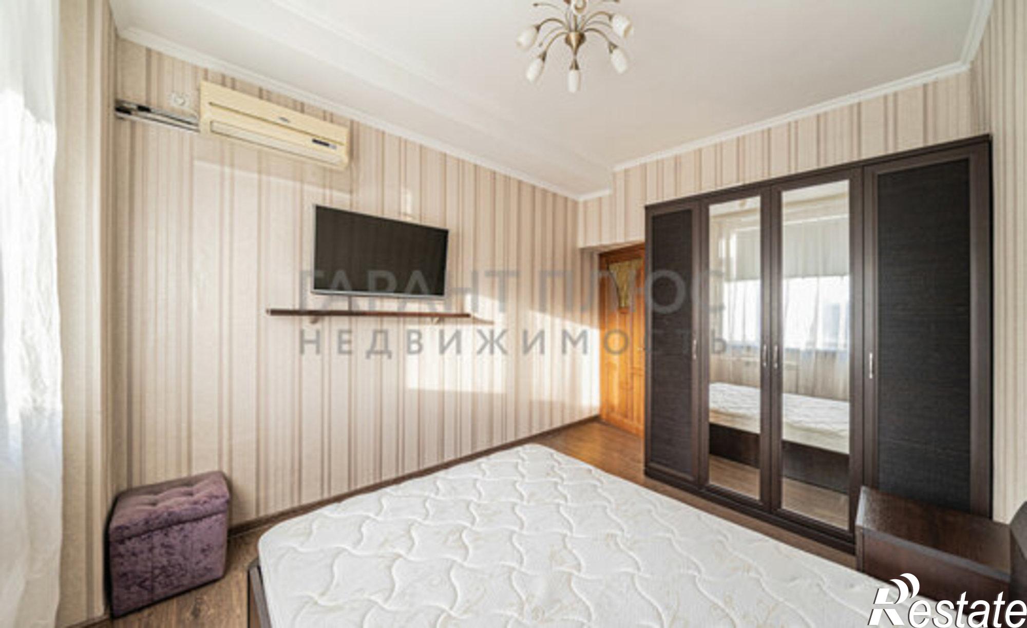 Купить квартиру за 7 570 000 рублей на улица Калинина, 1