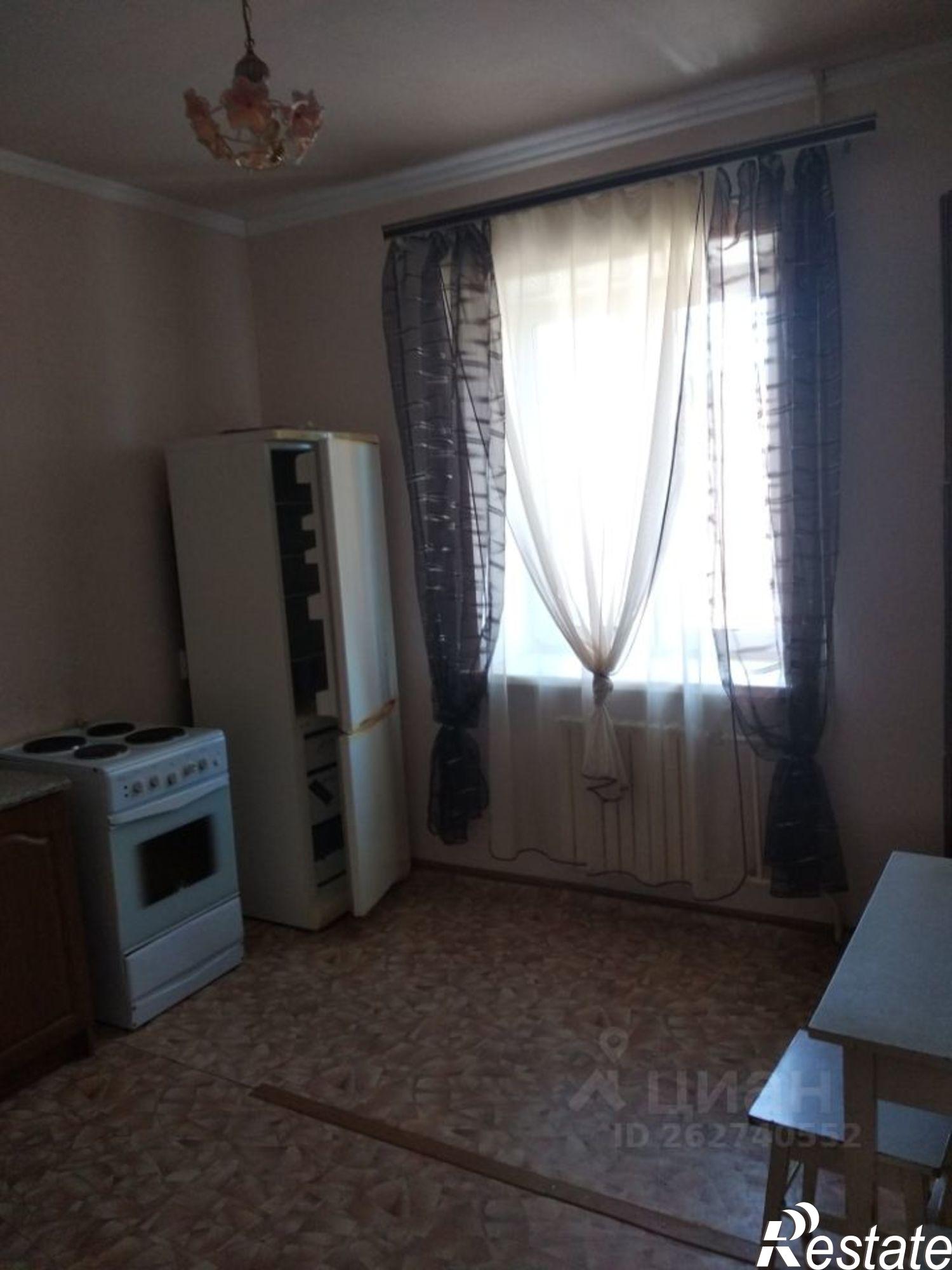 Сдать квартиру за 30 000 рублей на улица Бехтеева, 10