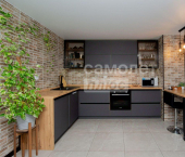 3-комн, 81кв м, этаж 2/13 улица Свиридова, 14