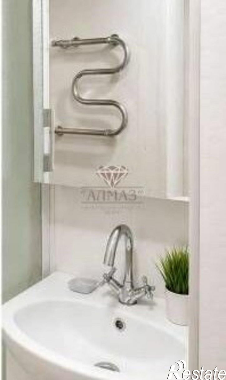 4-комн квартира ул Коммунаров, 99,  д. 99