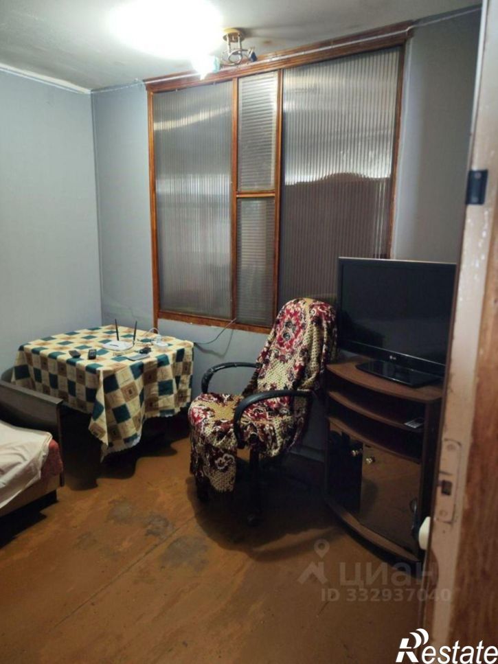 3-комн квартира 9-й м-н, 20в