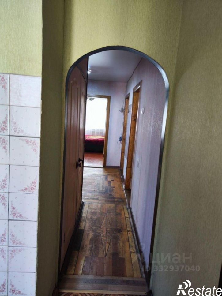 3-комн квартира 9-й м-н, 20в