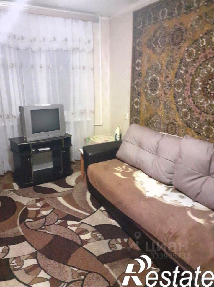 2-комн квартира Молодёжная улица, 8,  д. 8